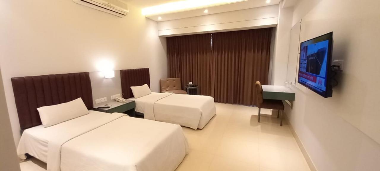 Hotel White Orchid Cox's Bazar Esterno foto